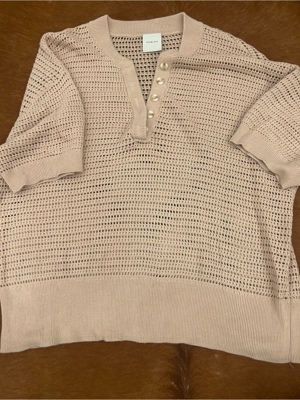 Varley Callie Open Knit Top Sz L EUC Ribbed V Neck  Short Sleeve Breathable chic